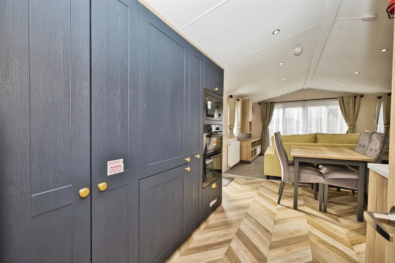 Bath West Lodge Park, Cannards Grave, BA4, photo 11