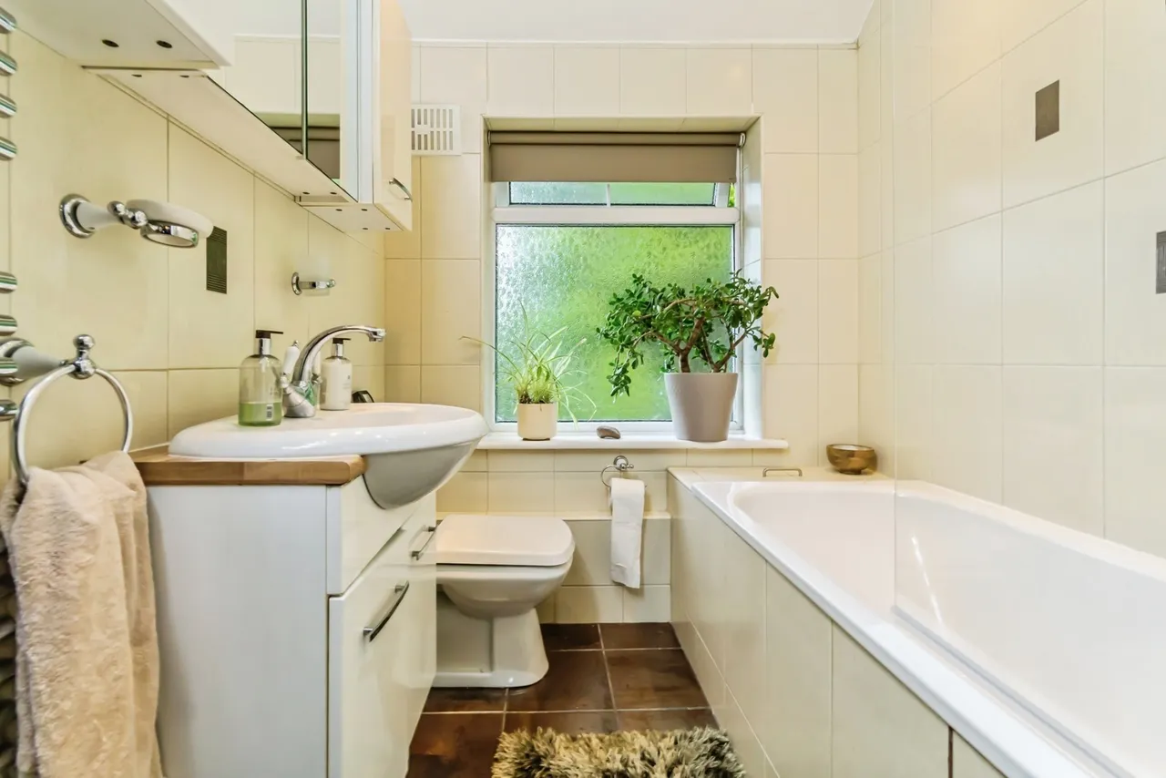 Eldon Road, Caterham, Surrey, CR3, photo 11