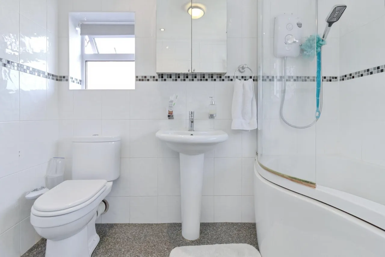 Grass Acres, Leicester, LE3, photo 17