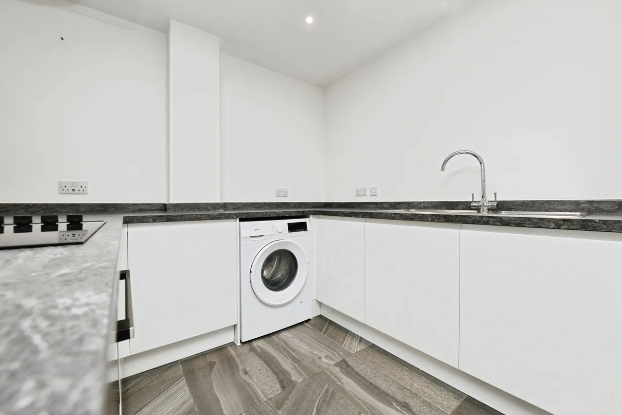 Halle Mews, Benfleet, Essex, SS7, photo 10