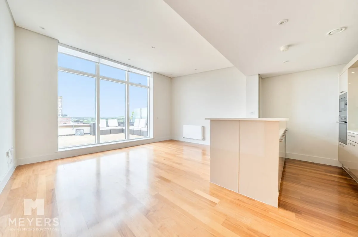 2 bed flat for sale, Screen House, Dorchester, DT1