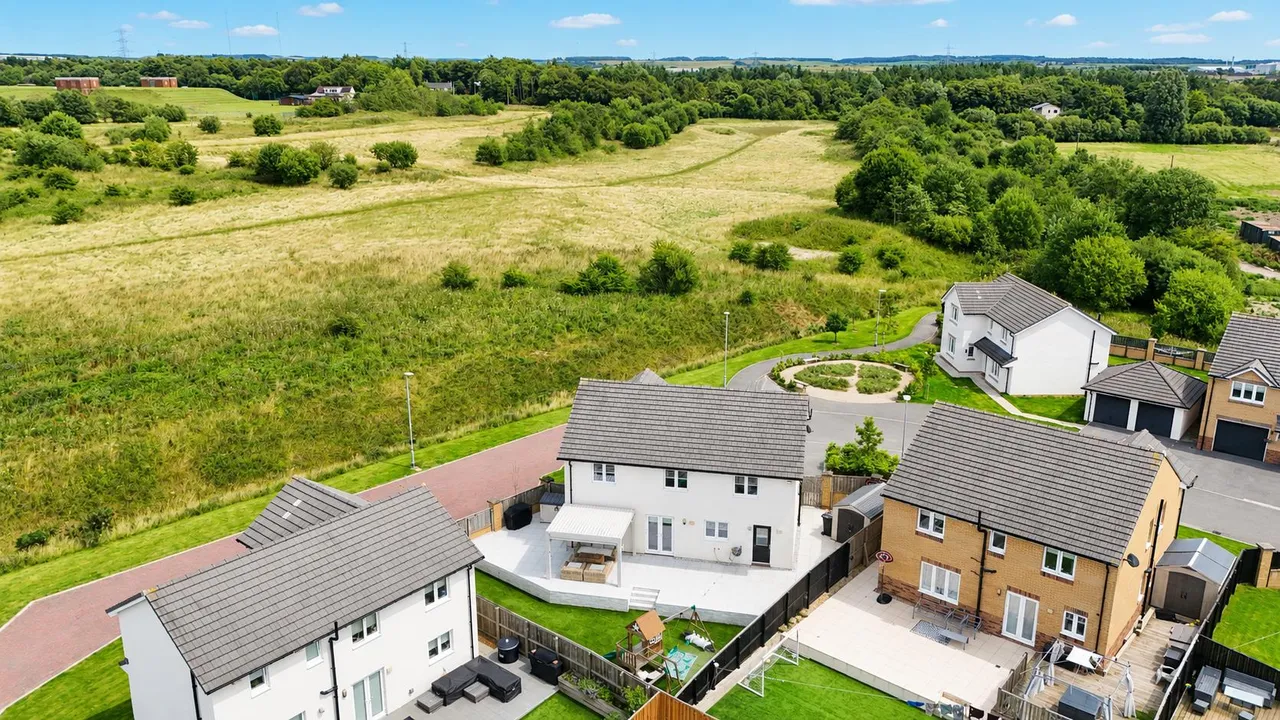 Braemar Gardens, Newarthill, Motherwell, ML1 5UY, photo 45