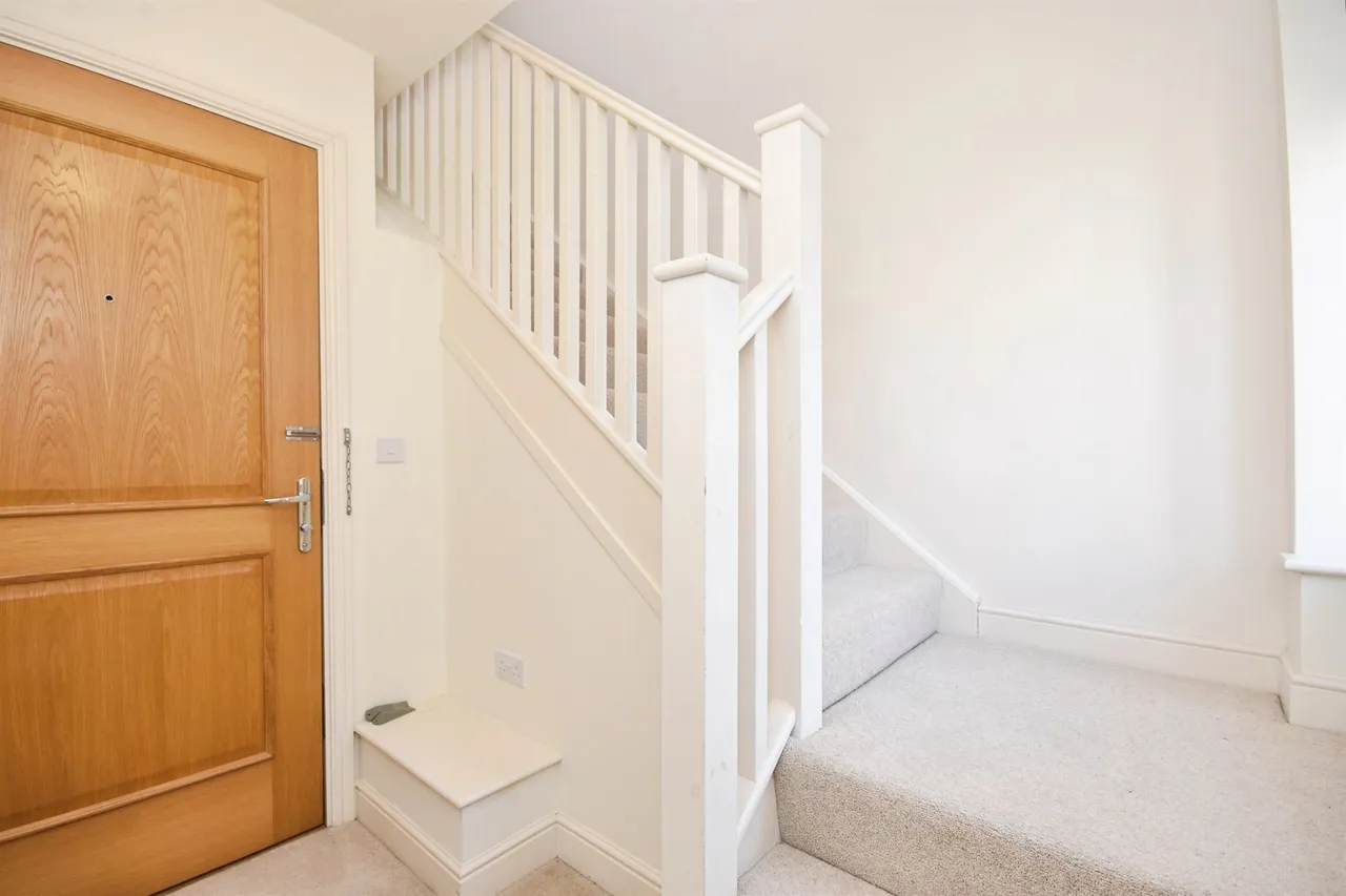 Dame Mary Walk, Halstead, photo 9