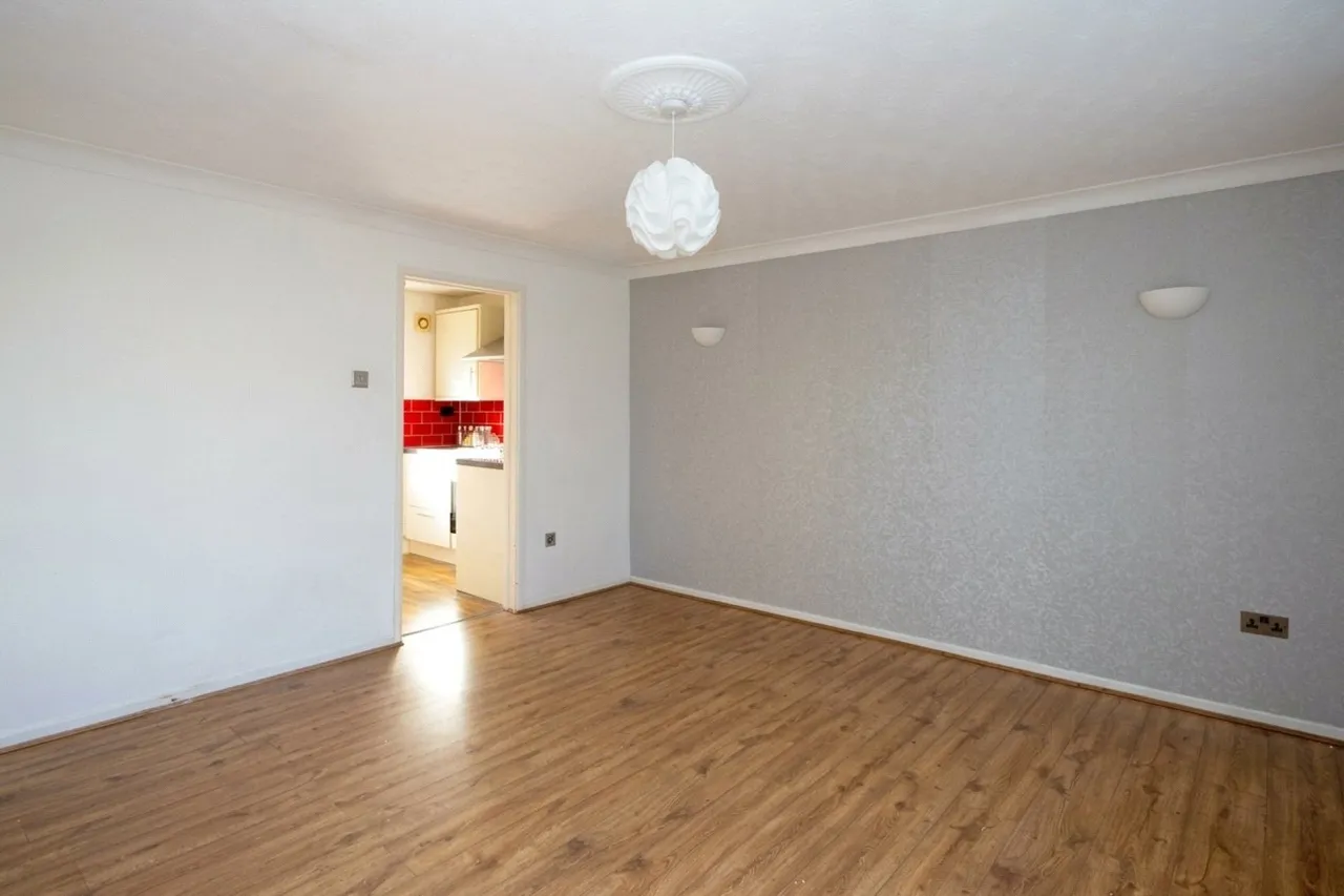 Gatcombe Drive, Stoke Gifford, BS34, photo 3