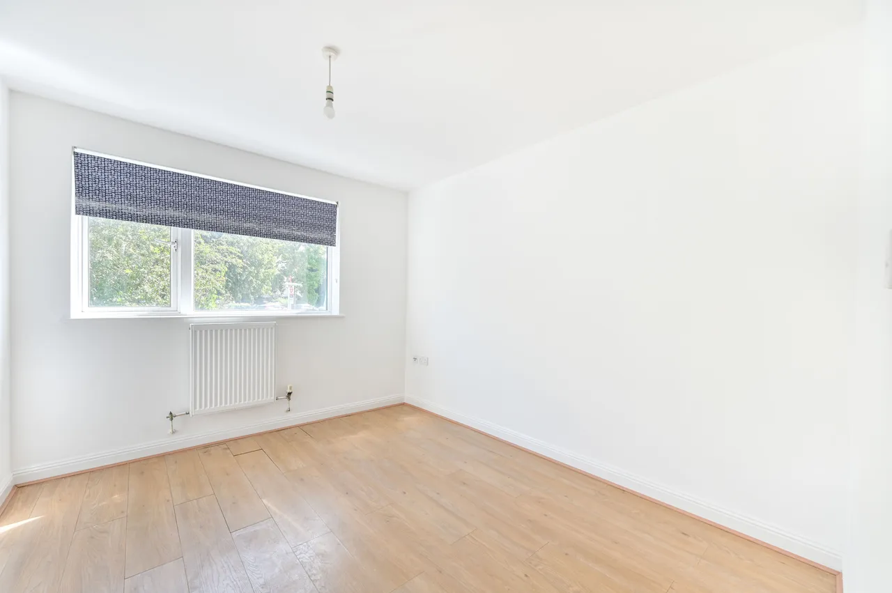17 Wessex Court, 120 The Avenue, Wembley, photo 8