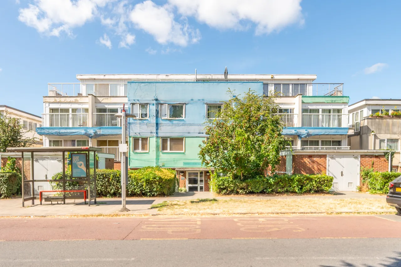 17 Wessex Court, 120 The Avenue, Wembley, photo 6