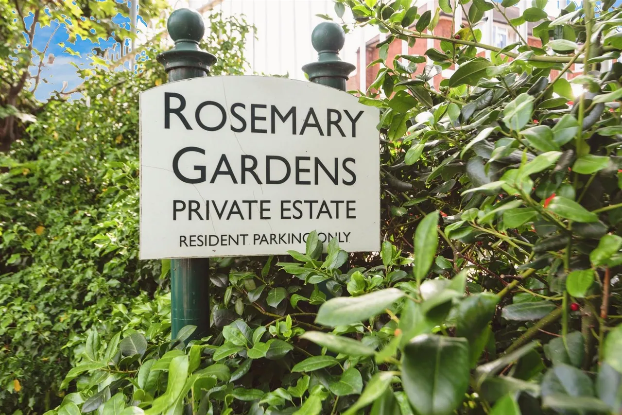 Rosemary Gardens, Mortlake, London, photo 7