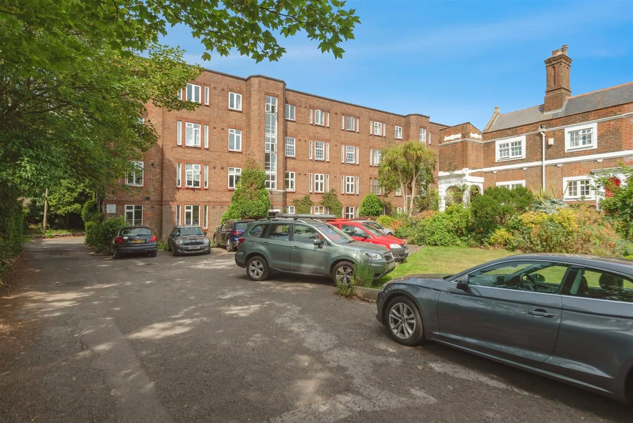 Rosemary Gardens, Mortlake, London, photo 25