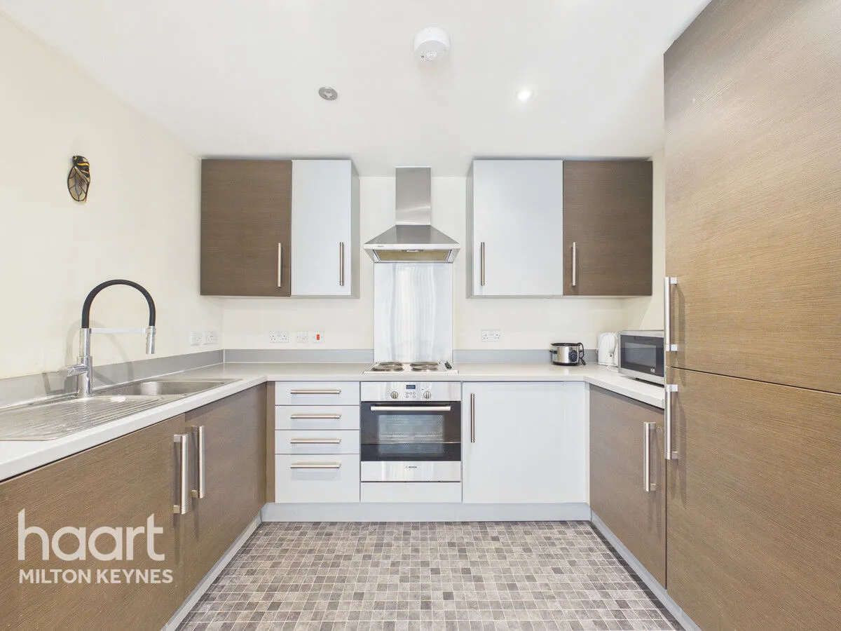 South Row, Milton Keynes, MK9, photo 5