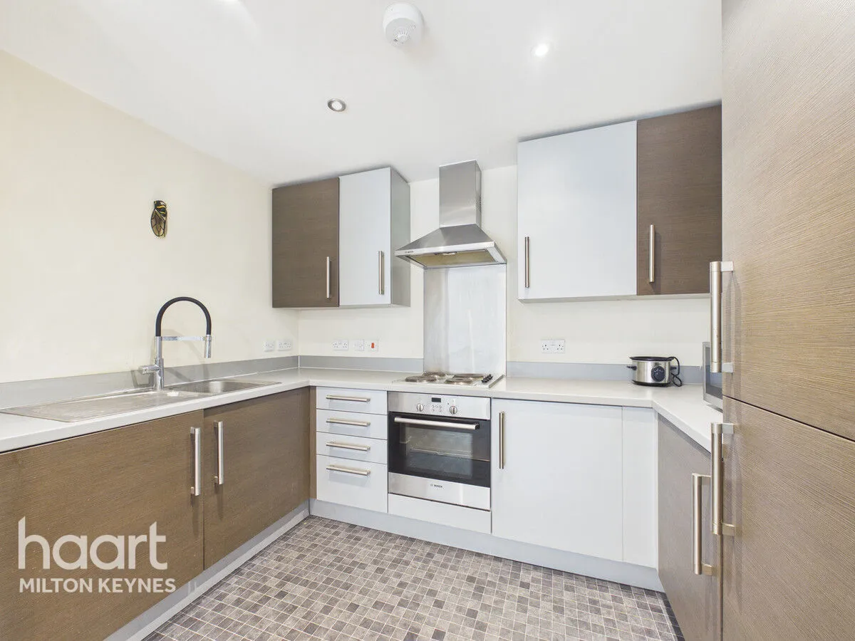 South Row, Milton Keynes, MK9, photo 6