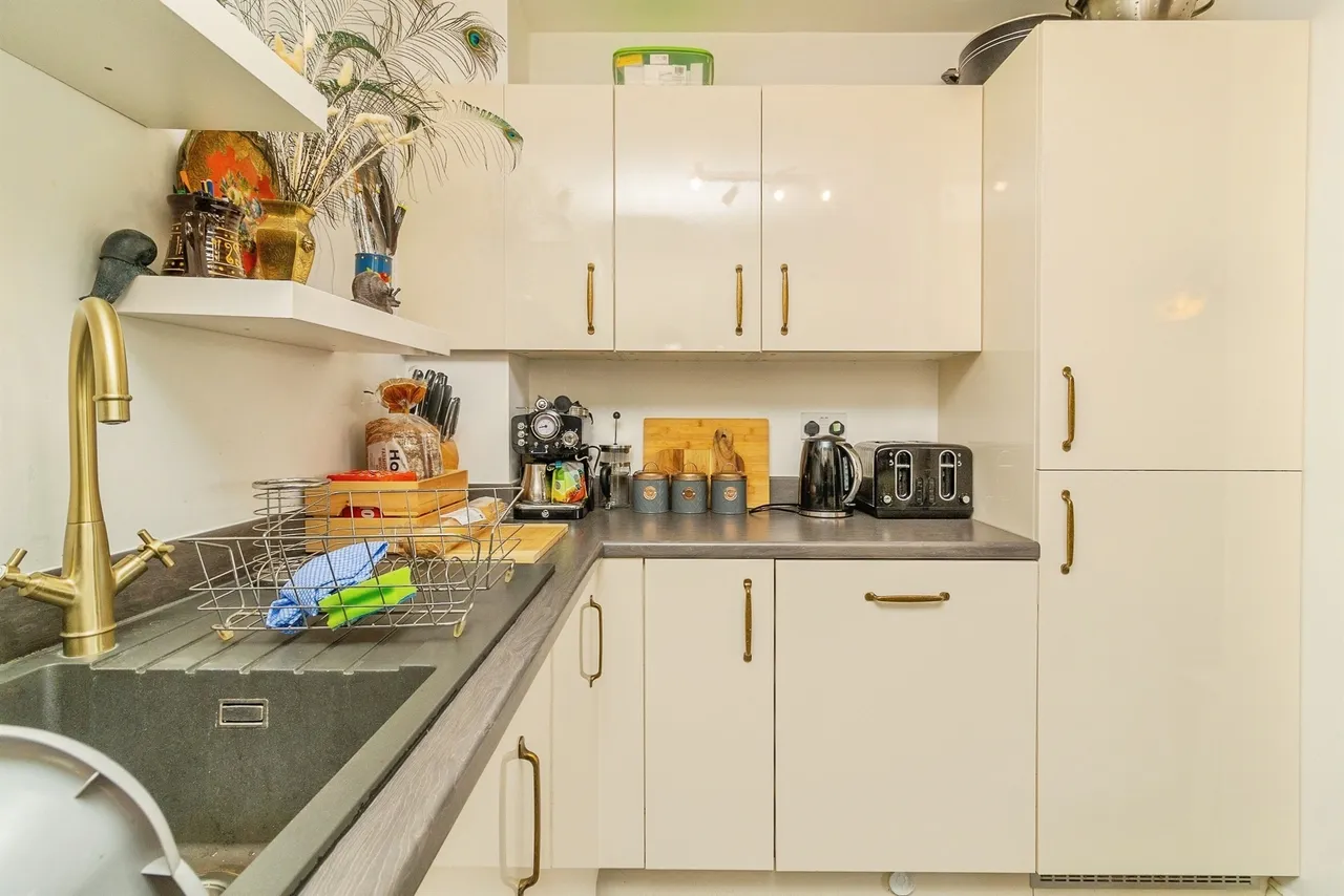 Copia Crescent, Leighton Buzzard, LU7, photo 4