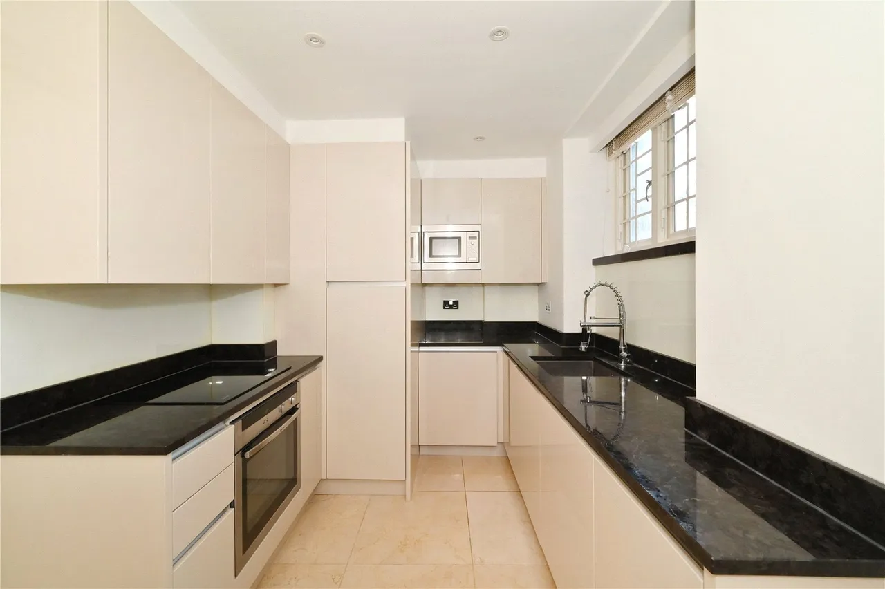 Abbey Road, St John's Wood, NW8, photo 3