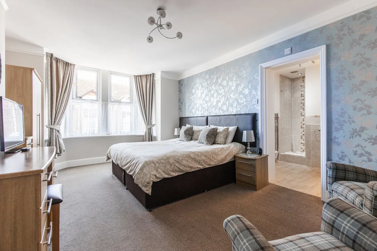 Six Bedroom Period Home in Hunstanton, photo 11