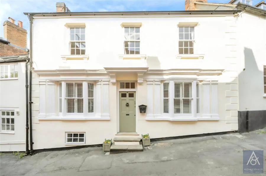 4 bed house for sale, Bristle Hill, Buckingham, MK18