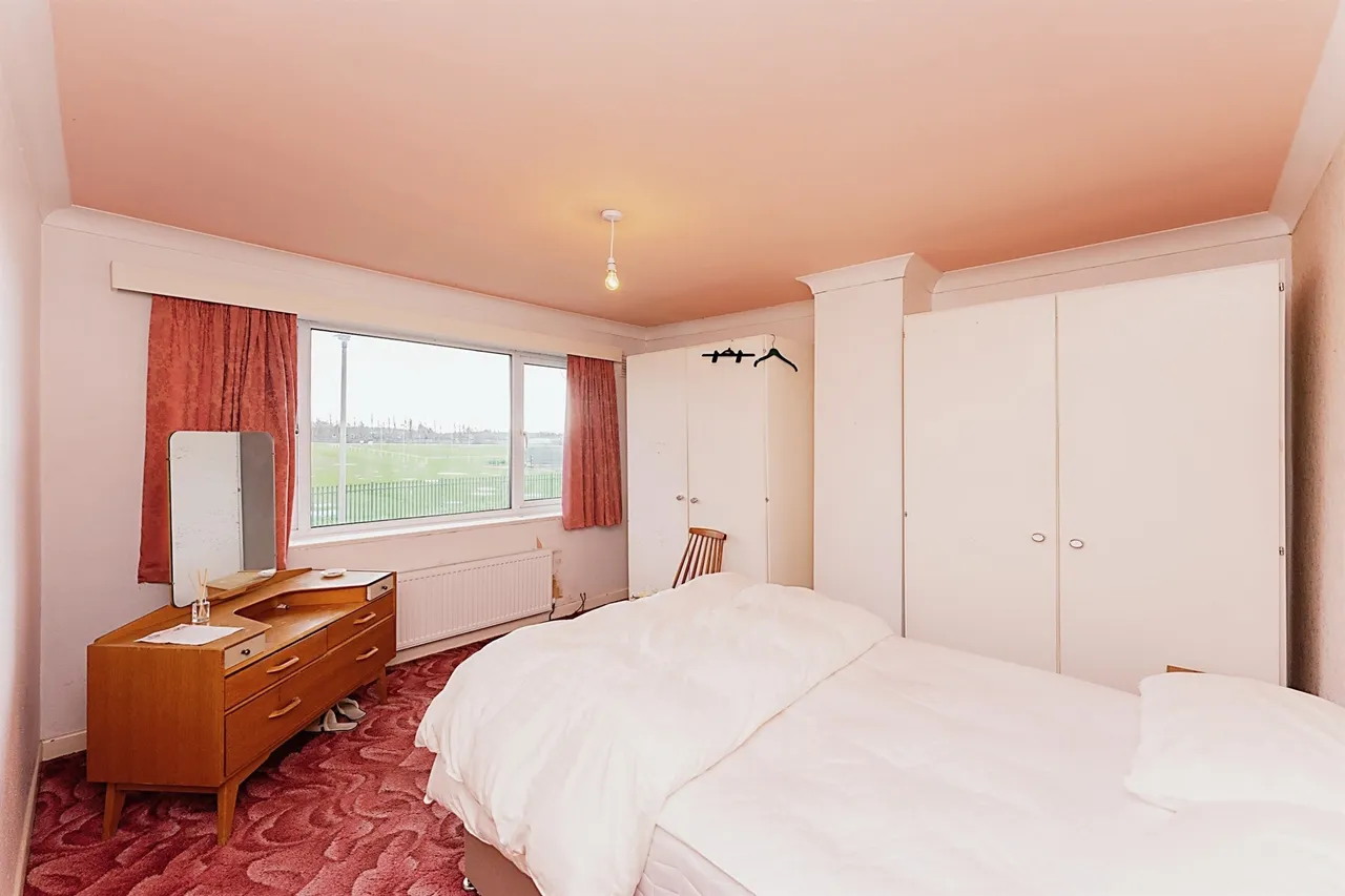 Woodsome Drive, Whitby, Ellesmere Port, photo 10