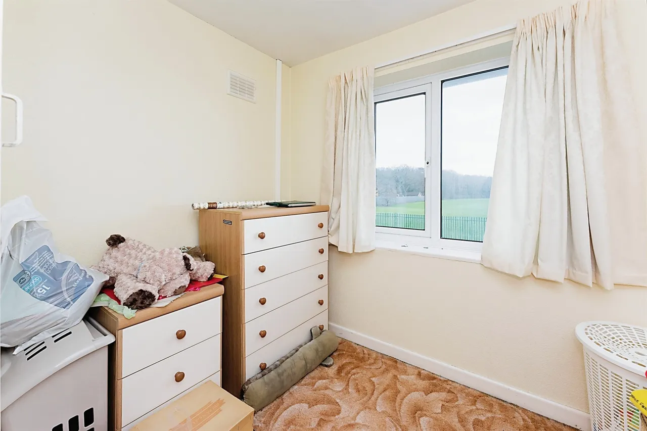 Woodsome Drive, Whitby, Ellesmere Port, photo 12