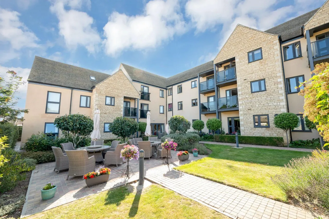 Stukeley Court, Stamford, PE9, photo 13
