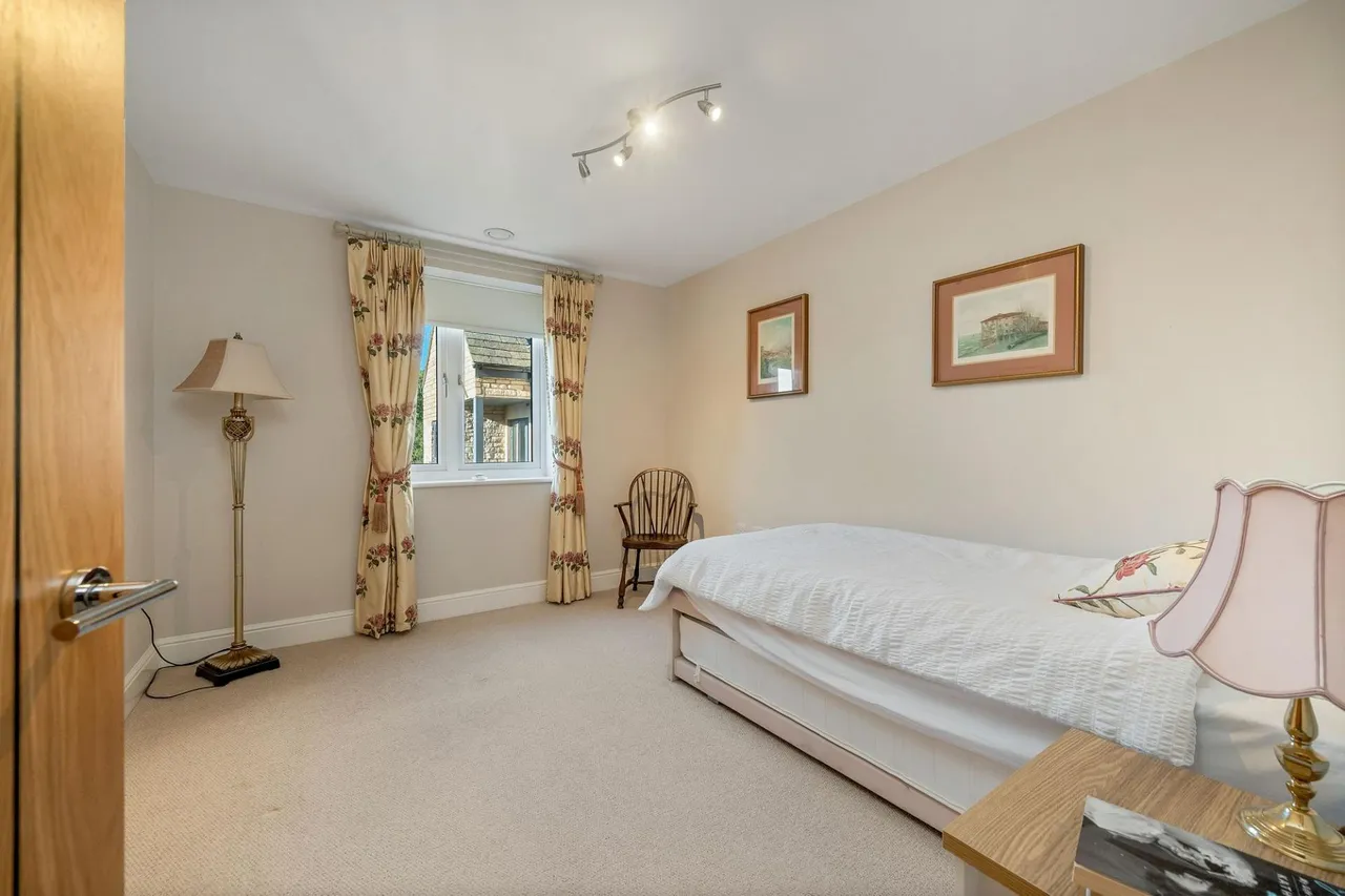 Stukeley Court, Stamford, PE9, photo 11