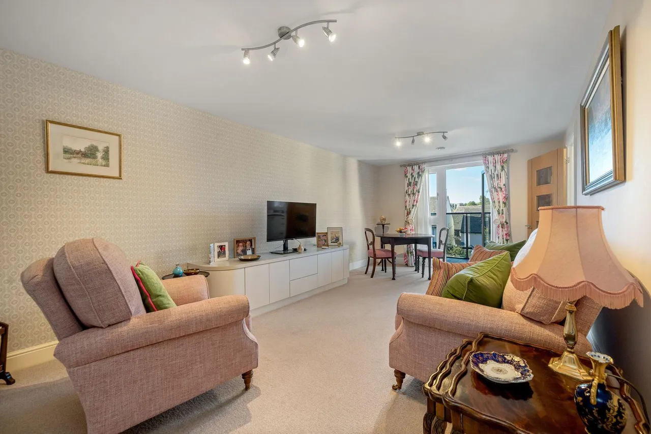 Stukeley Court, Stamford, PE9, photo 4