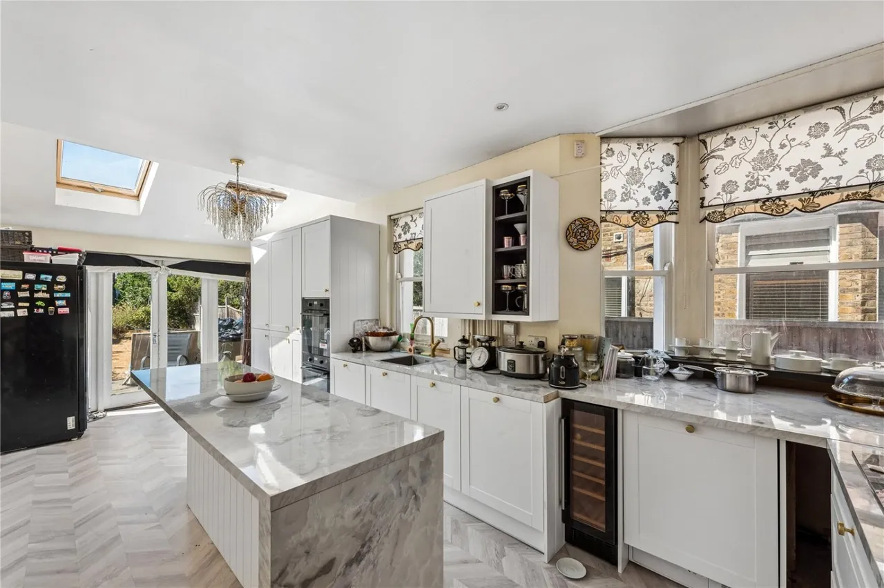 Mount Pleasant Road, London, N17, photo 3