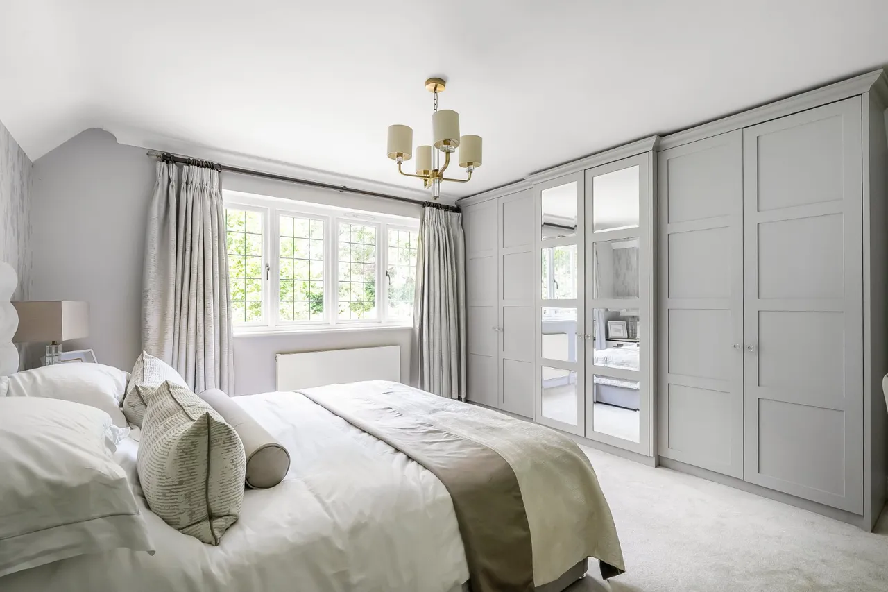 Woodham Lock, West Byfleet, KT14, photo 28