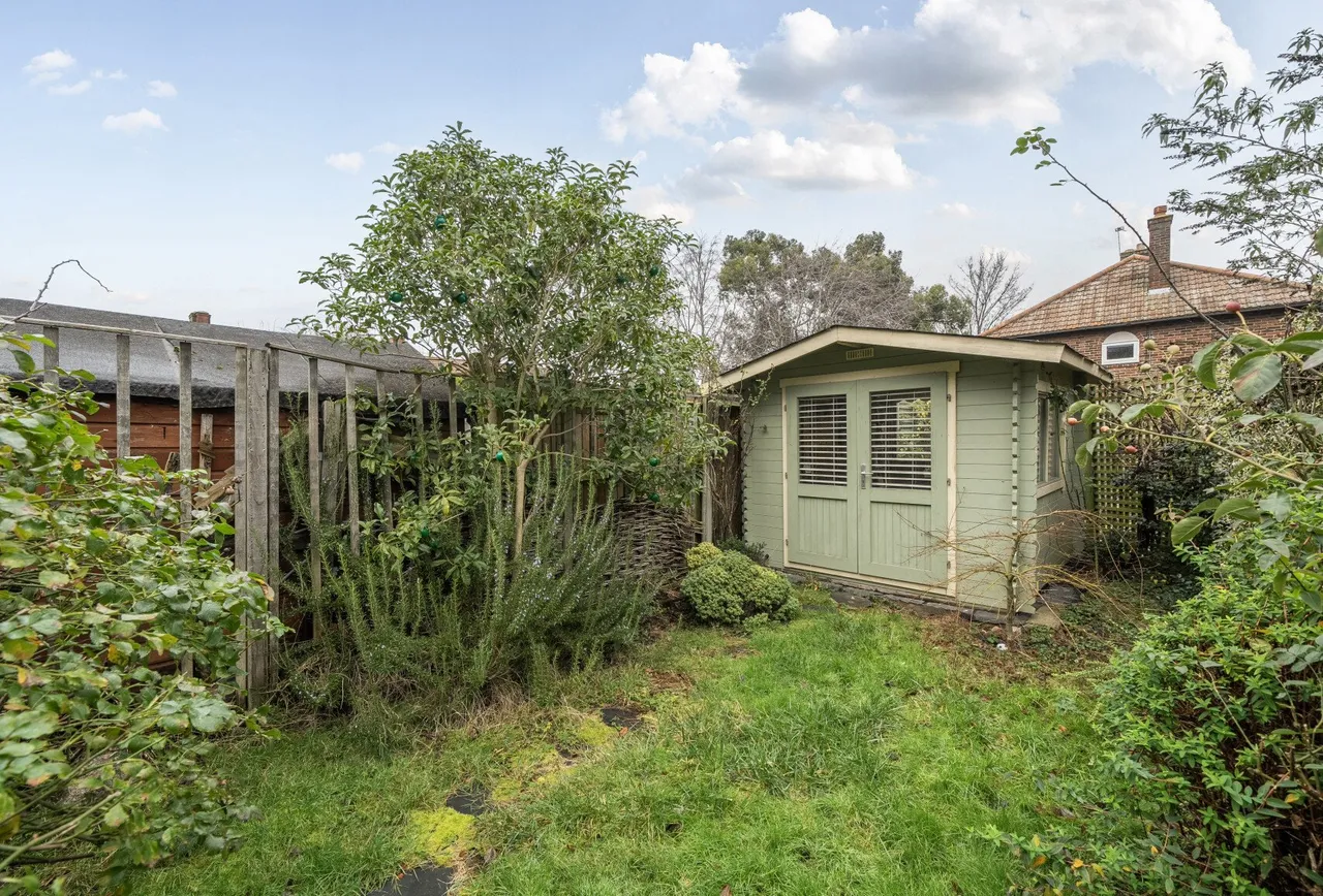 Roche Walk, Carshalton, SM5 1DA, photo 4