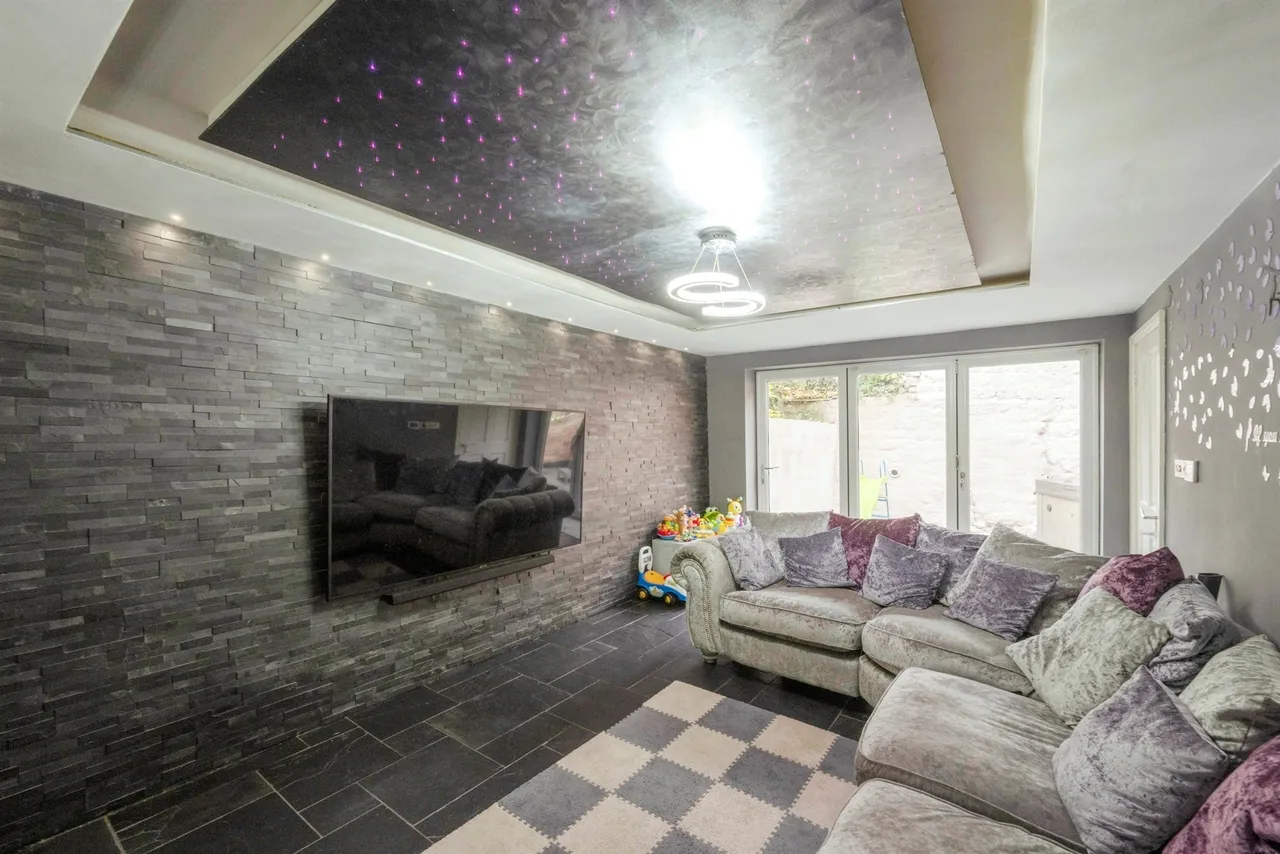 Castle Avenue, Conisbrough, Doncaster, photo 8