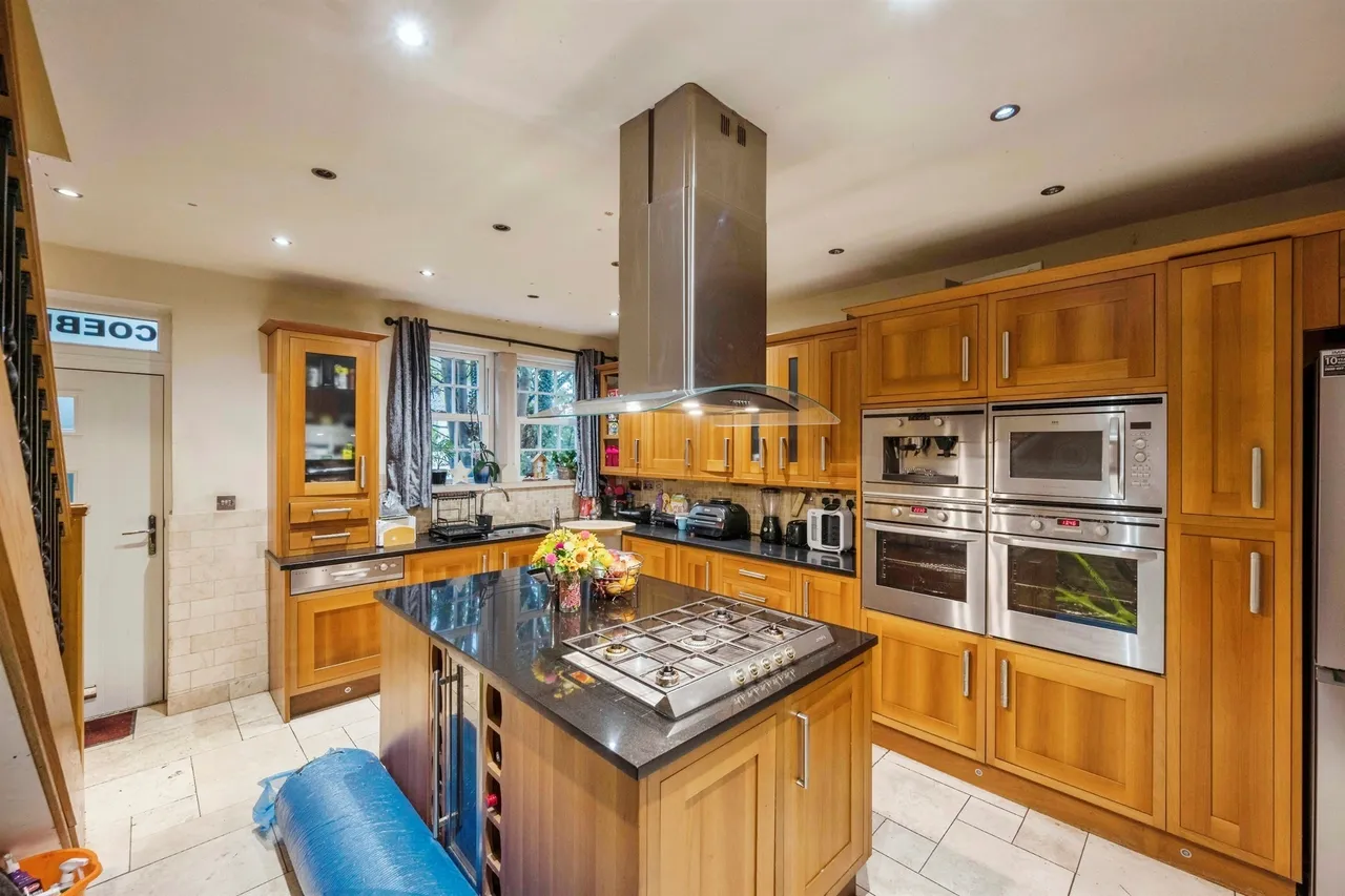 Castle Avenue, Conisbrough, Doncaster, photo 2