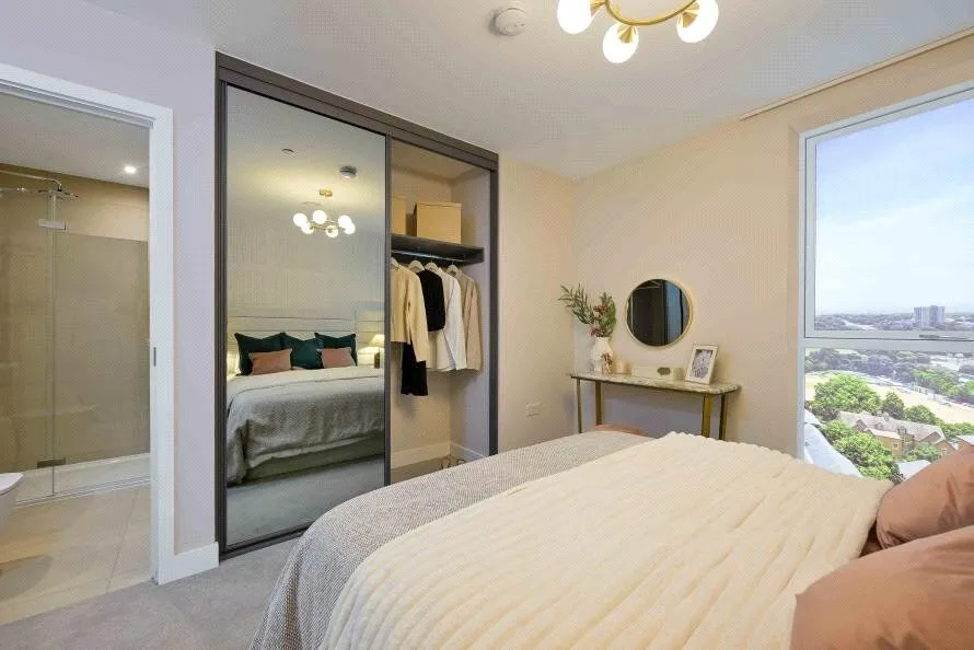 Lytton Way, SG1, photo 5