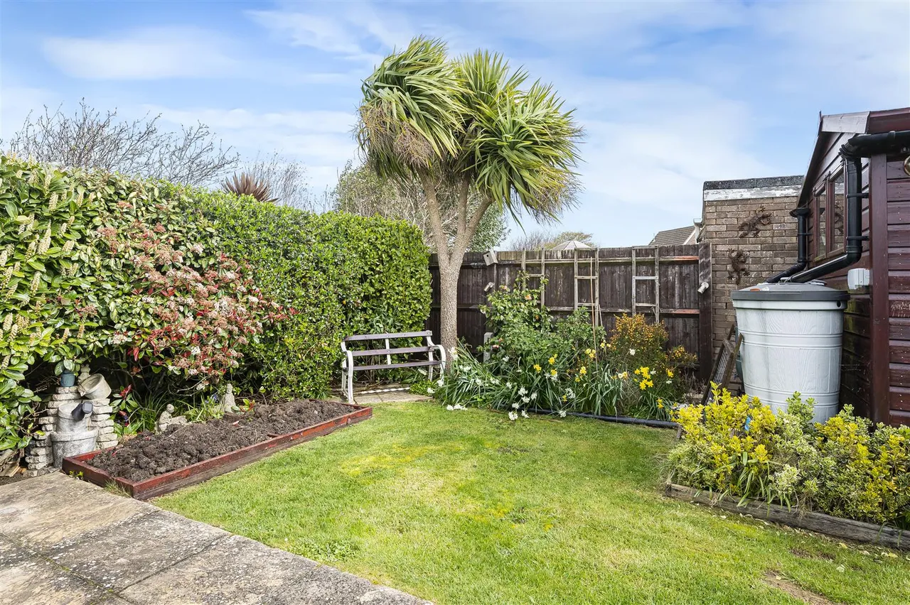 Beacon Drive, Seaford, photo 19