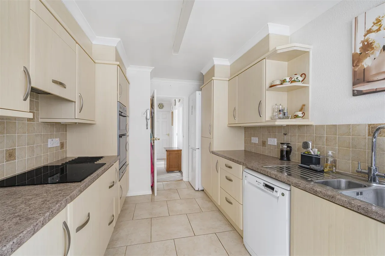 Beacon Drive, Seaford, photo 16