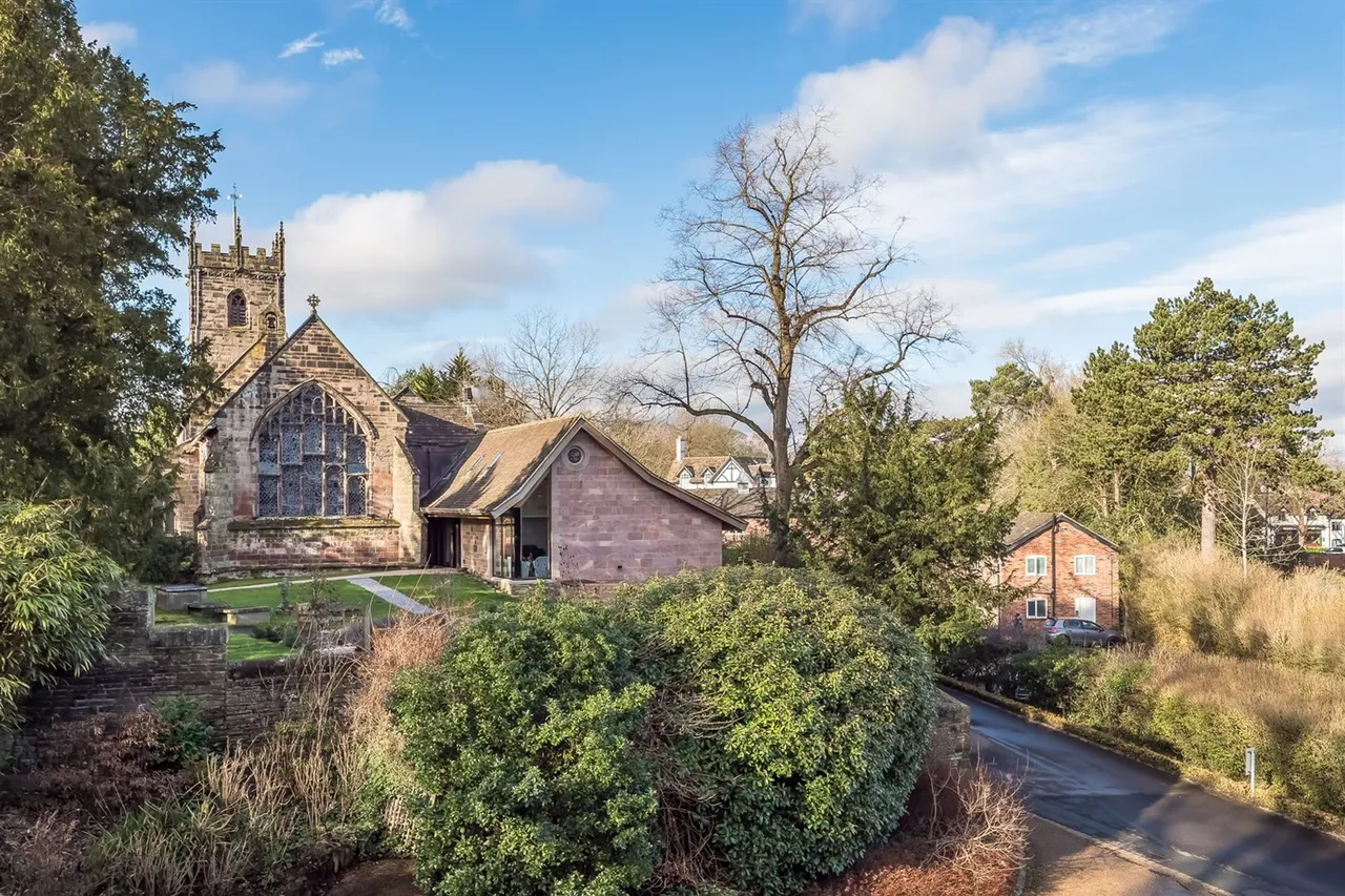 Shirleys Drive, Macclesfield, photo 14