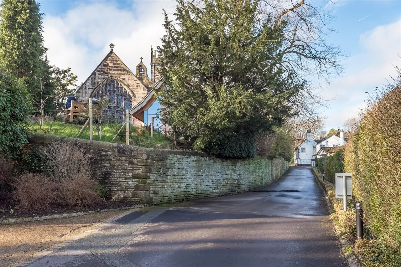 Shirleys Drive, Macclesfield, photo 16