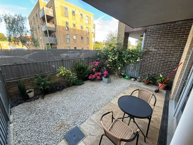 Rectory Park Avenue, Northolt, UB5, photo 7