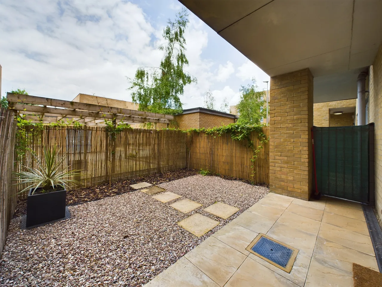 Rectory Park Avenue, Northolt, UB5, photo 9