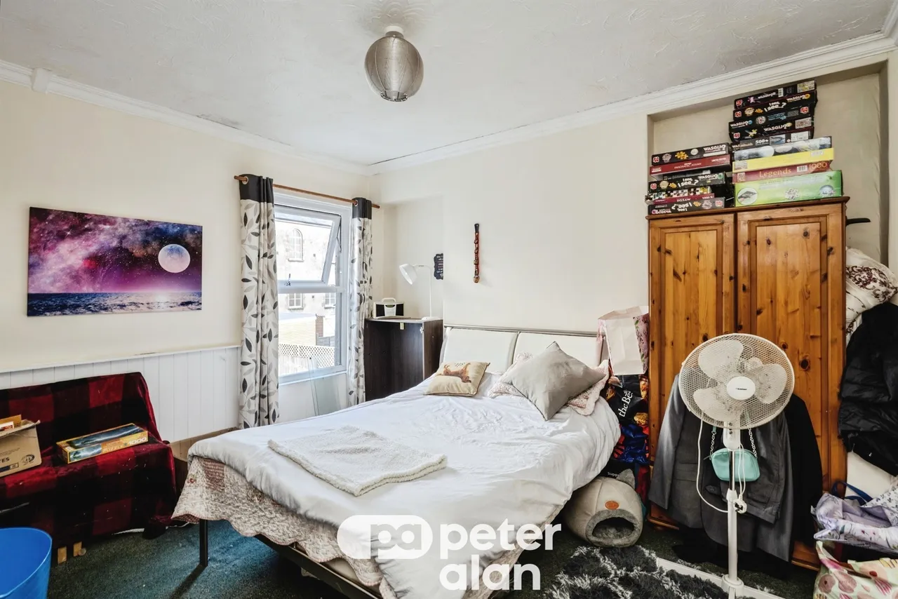 Thomas Terrace, Neath, SA11, photo 10