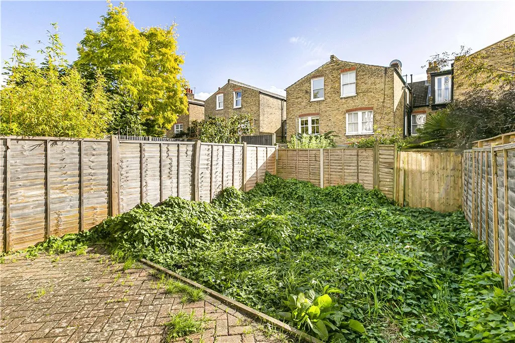 Norfolk House Road, London, SW16, photo 17