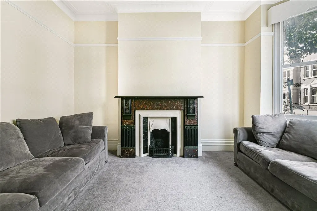 Norfolk House Road, London, SW16, photo 3
