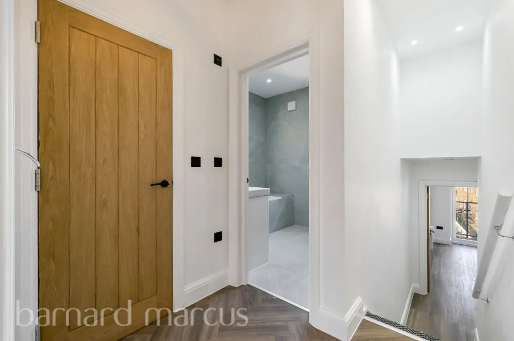 Church Road, LONDON, photo 5