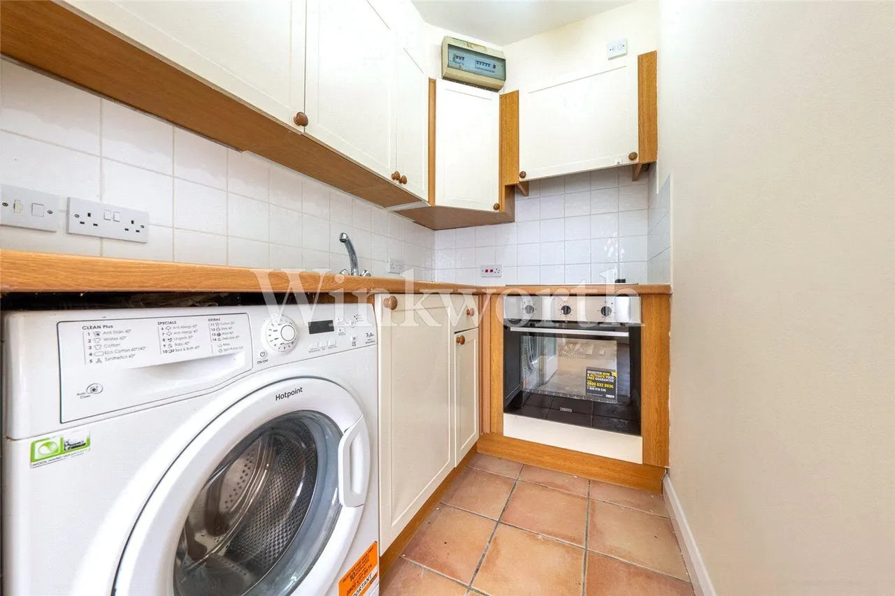 Woodville Road, London, NW11, photo 3