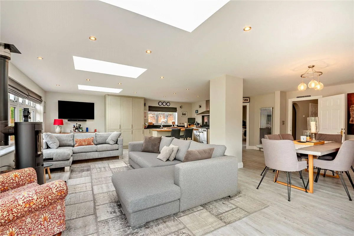 Hollycroft, Ashford Hill, RG19, photo 8