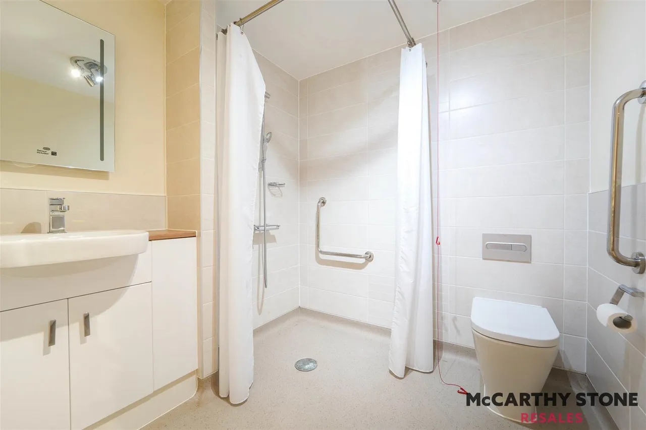 Wood Road, Wolverhampton, WV6, photo 17