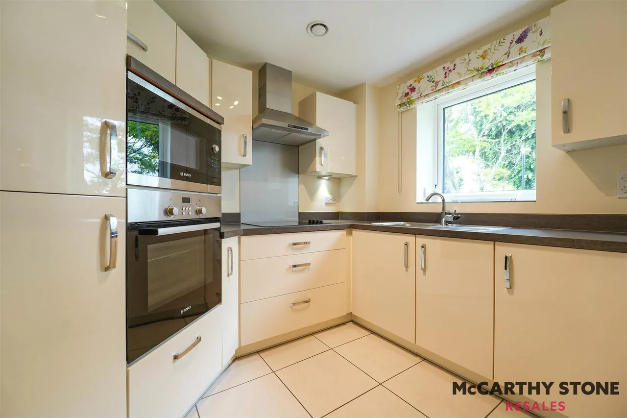 Wood Road, Wolverhampton, WV6, photo 6