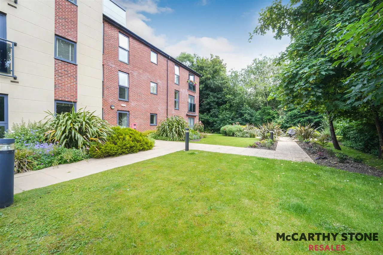 Wood Road, Wolverhampton, WV6, photo 2