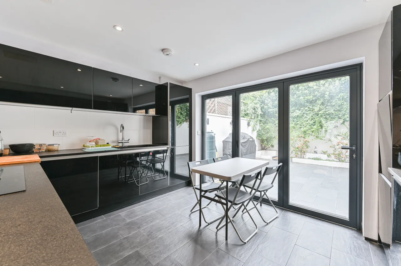London, SW12, photo 6