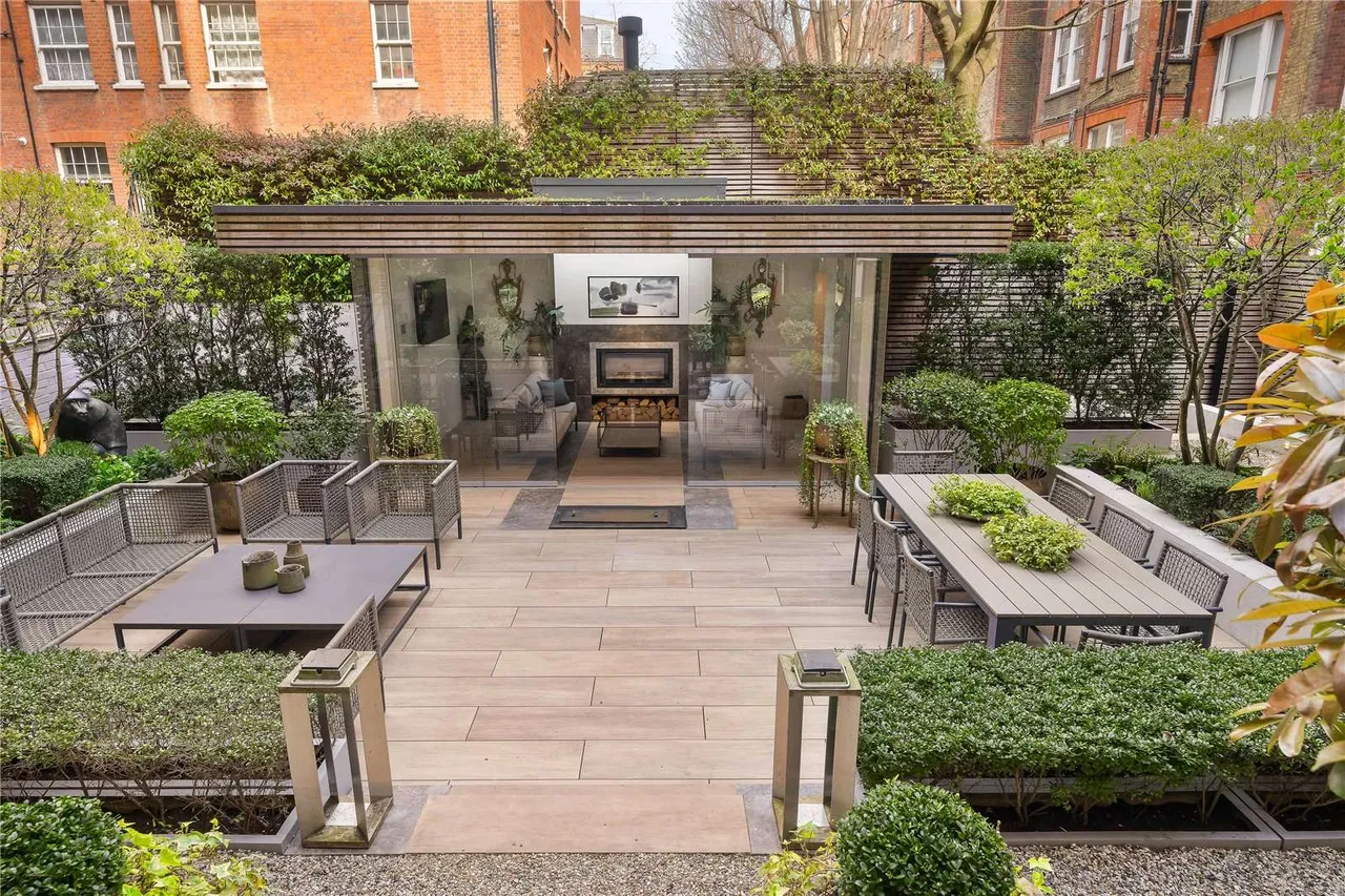 Draycott Avenue, The Draycott, London, SW3 3AA, photo 2