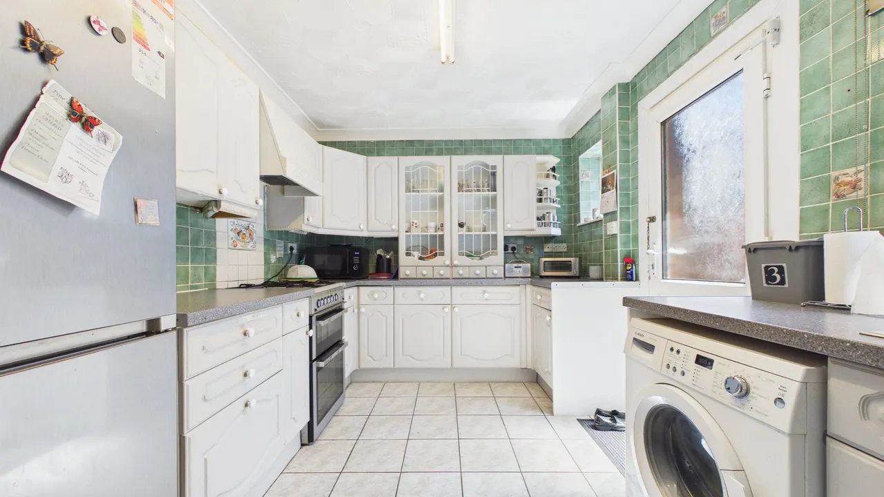 Marlowe Grove, Peterborough, PE4, photo 12
