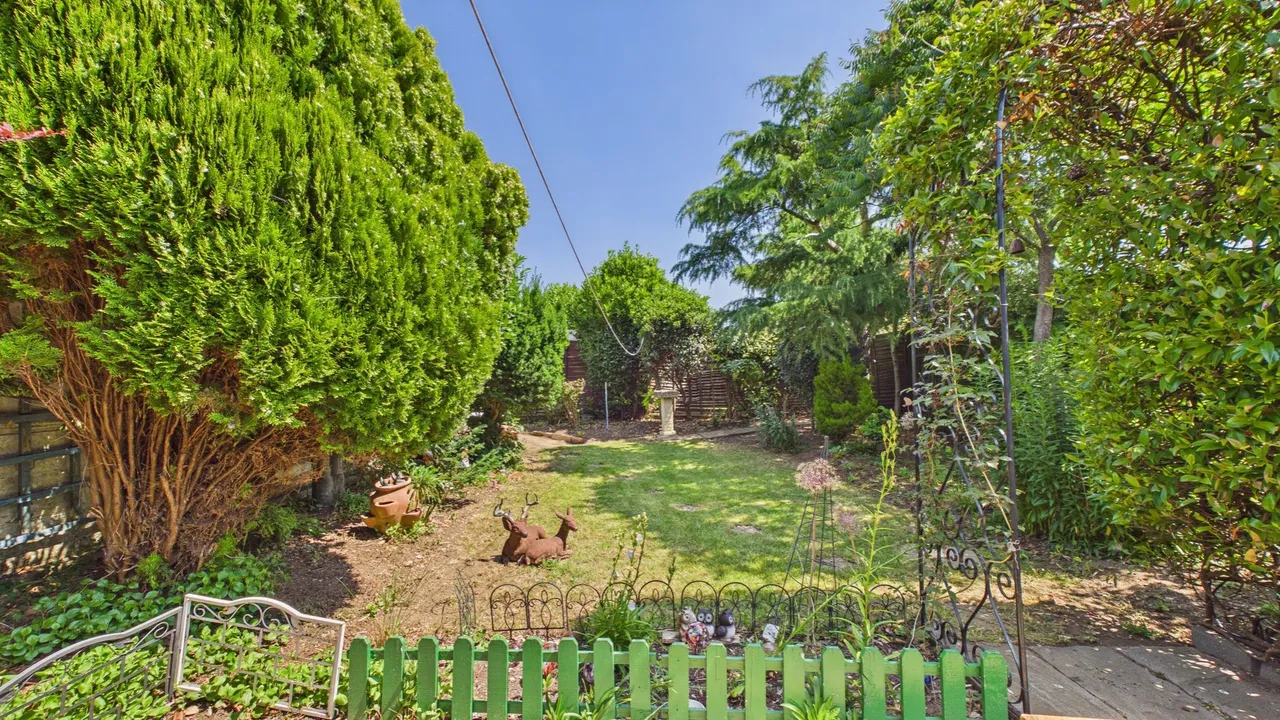 Marlowe Grove, Peterborough, PE4, photo 10