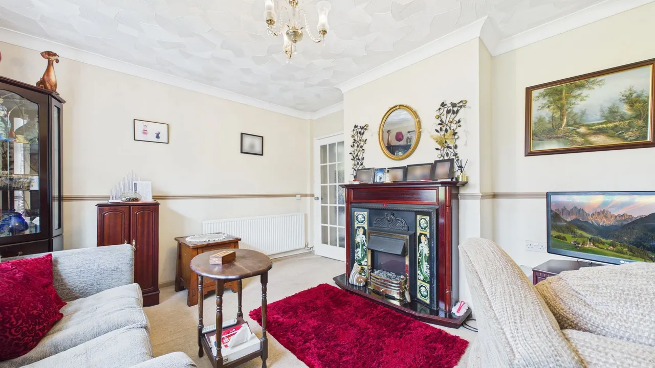 Marlowe Grove, Peterborough, PE4, photo 8