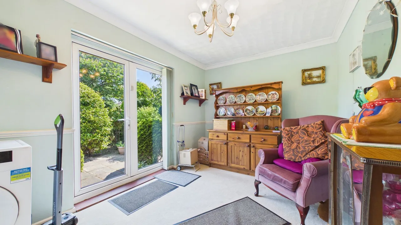 Marlowe Grove, Peterborough, PE4, photo 17